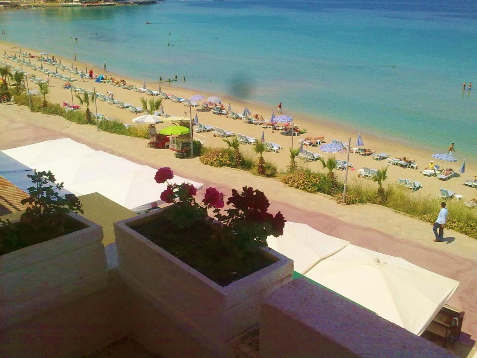 Ladies Beach Hotel Kusadasi Luaran gambar