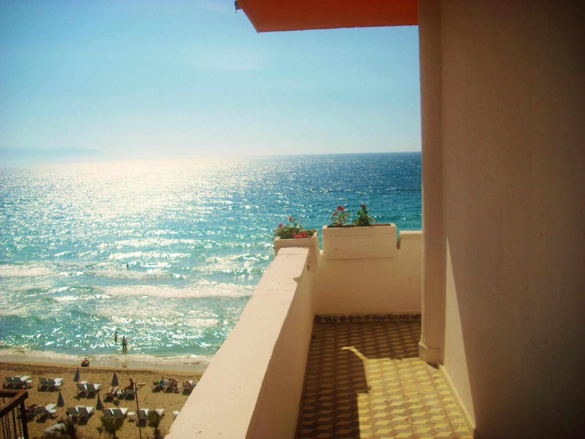 Ladies Beach Hotel Kusadasi Luaran gambar