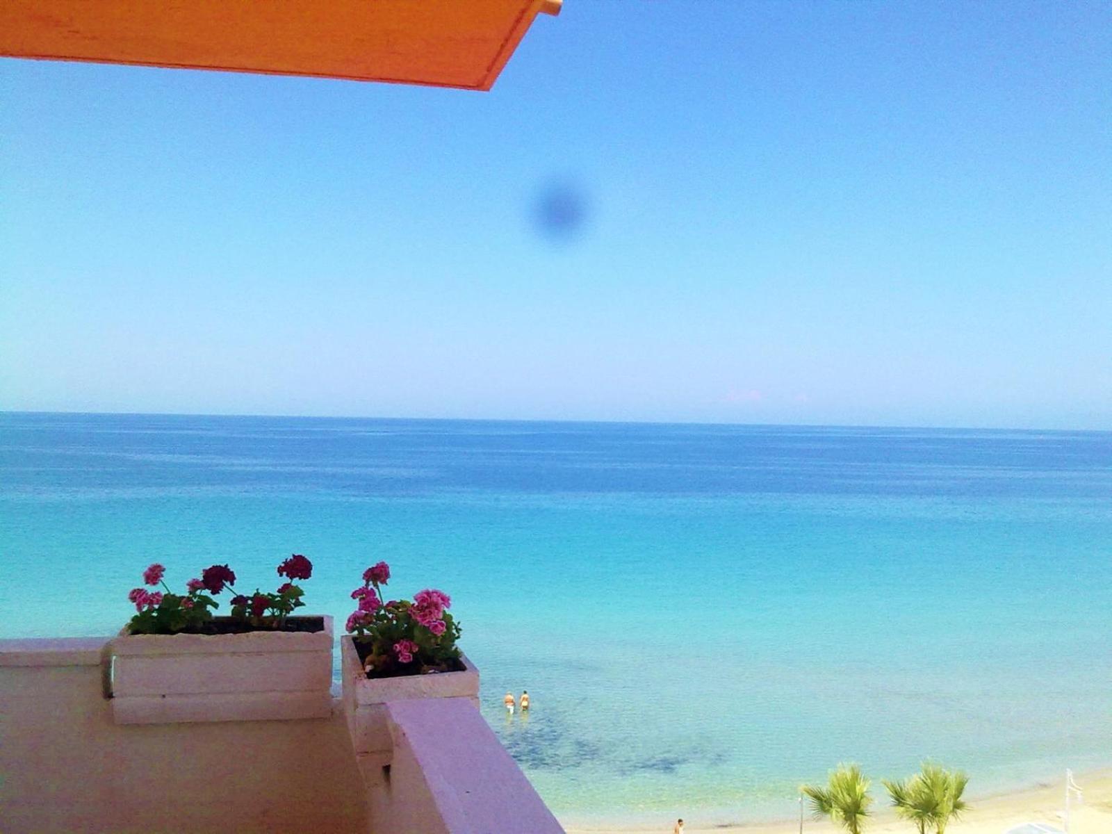 Ladies Beach Hotel Kusadasi Luaran gambar